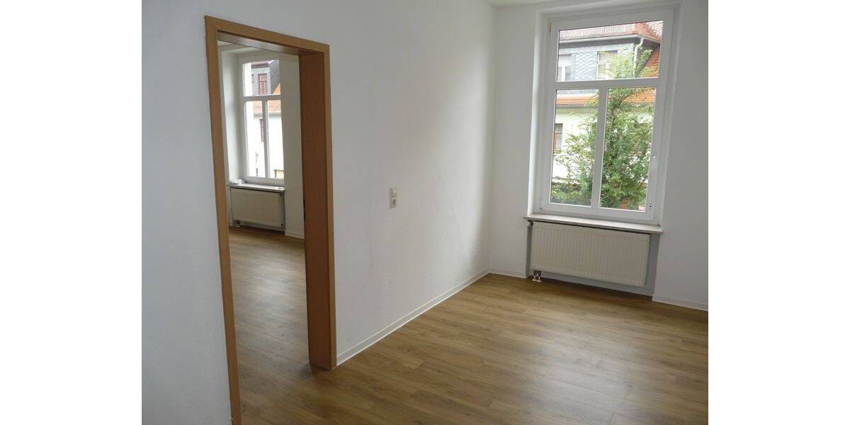 Etagenwohnung Grimma - 3 Zimmer, 75 m&sup2;, 400&euro; | Angebot:25690680