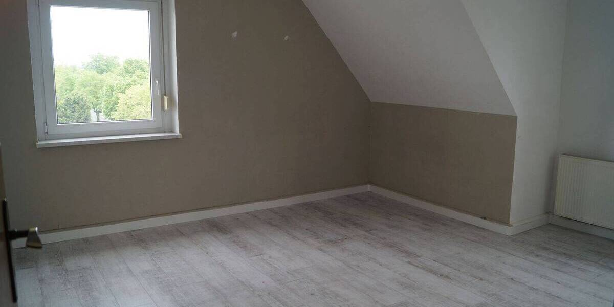 Etagenwohnung Delitzsch Gertitz - 4 Zimmer, 75 m&sup2;, 700&euro; | Angebot:26879268