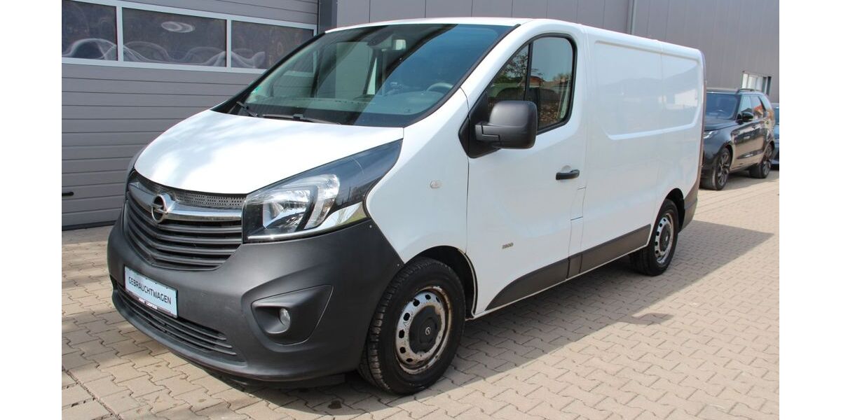 Opel Vivaro 299.999 km 4.980 &euro; Leipzig 04179