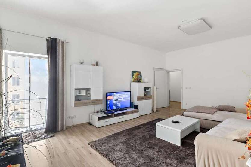 Wohnung zum Mieten in Halle (Saale) 960 € 107 m²