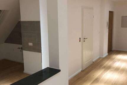 Wohnung Leipzig Stötteritz - 3 Zimmer, 80 m&sup2;, 680&euro; | Angebot:27162620