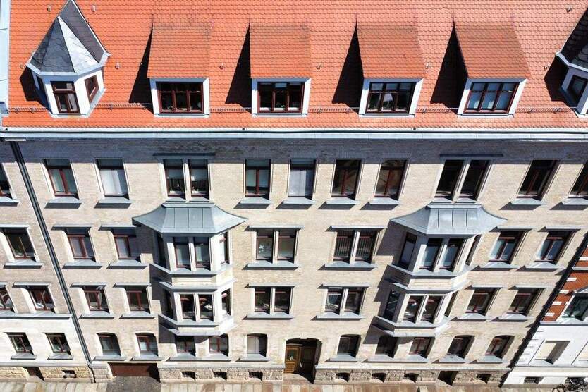 STIL TRIFFT AUF PRIVATSPHÄRE - Exklusive Gartenwohnung im Herzen des Waldstraßenviertels 4 zimmer