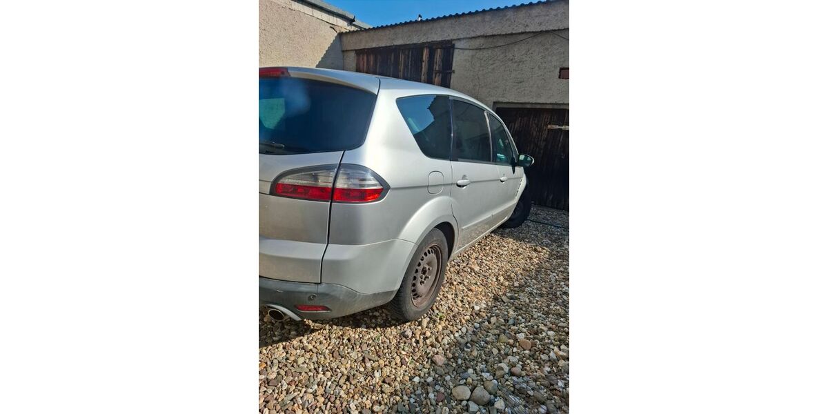 Ford S-Max 203.024 km 5.000 &euro; Merseburg 06217
