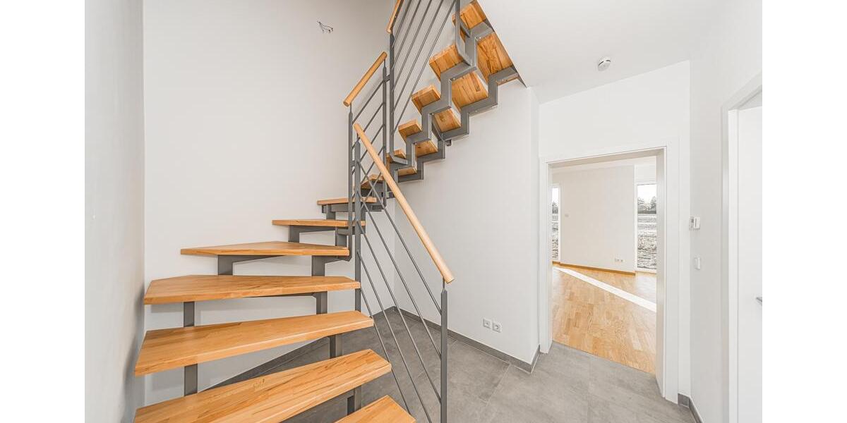 Doppelhaushälfte Taucha - 5 Zimmer, 132 m&sup2;, 1.950&euro; | Angebot:23738295