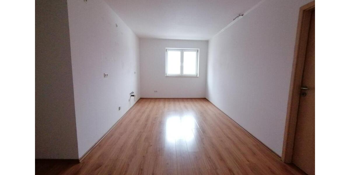 Etagenwohnung Leipzig Nordost - 2 Zimmer, 74 m&sup2;, 650&euro; | Angebot:25640621