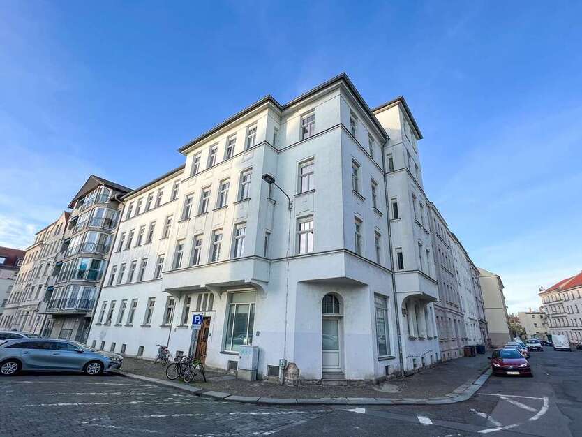 Investieren in Leipzig-Schönefeld: Denkmalgeschütztes ETW-Paket mit 5 Einheiten zimmer