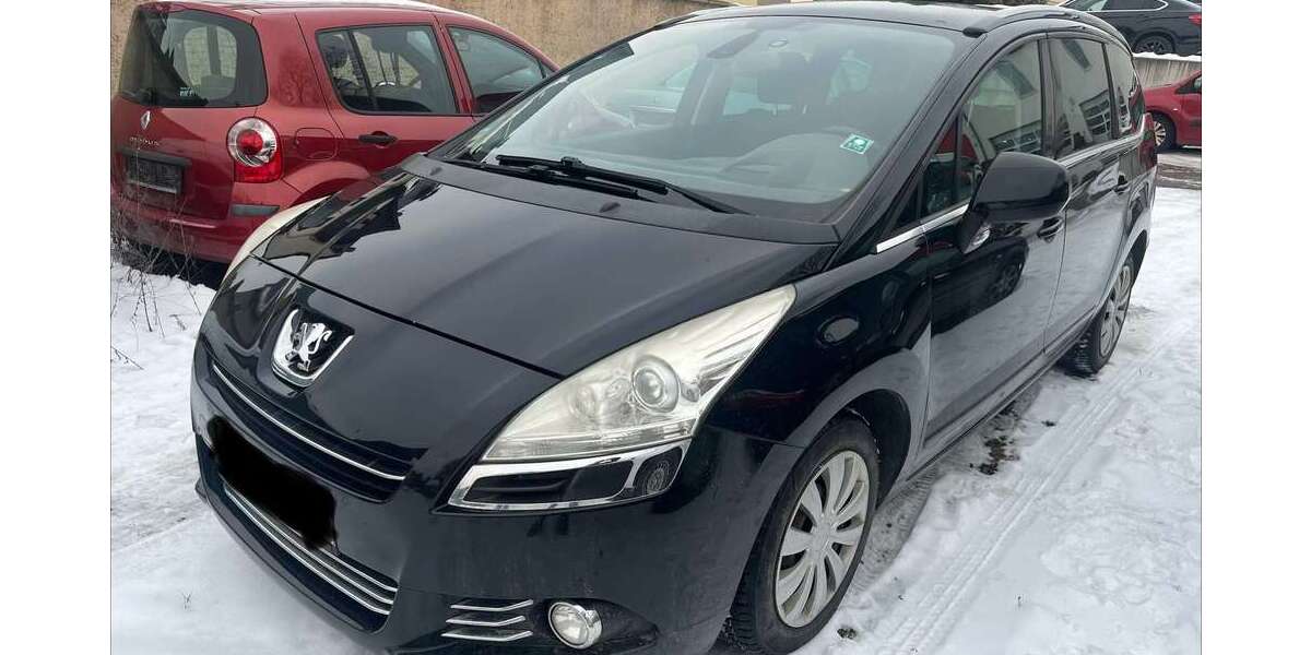 Peugeot 5008 252.000 km 3.490 &euro; Lucka 04613