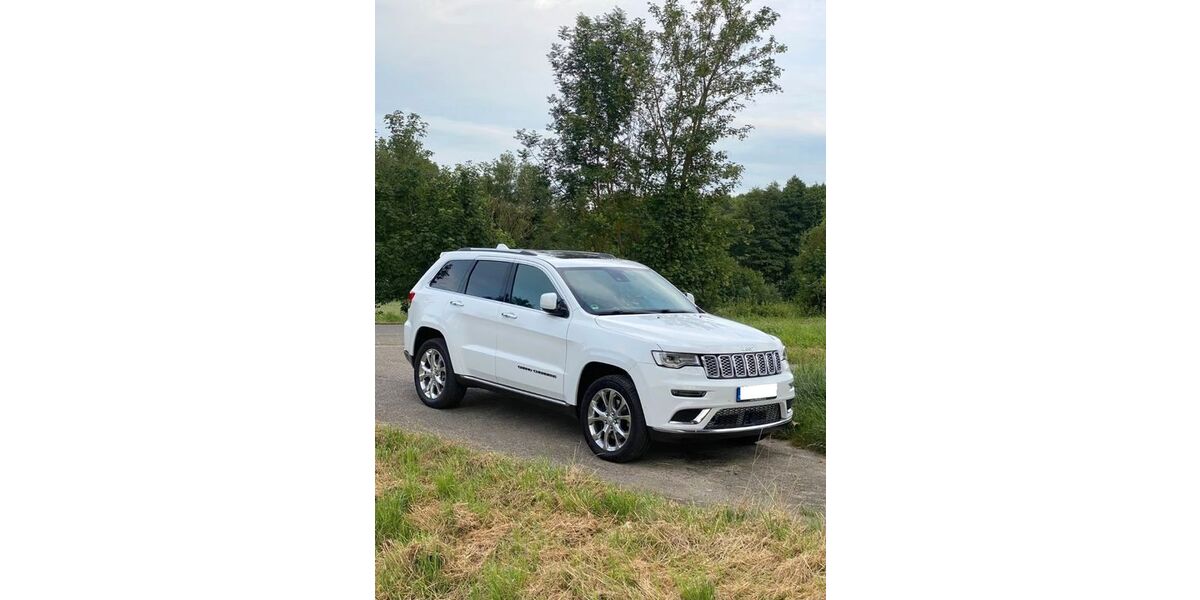 Jeep Grand Cherokee 133.000 km 22.900 &euro; Leipzig 04205