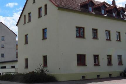 Wohnung Neukieritzsch - 3 Zimmer, 68 m&sup2;, 320&euro; | Angebot:26631296