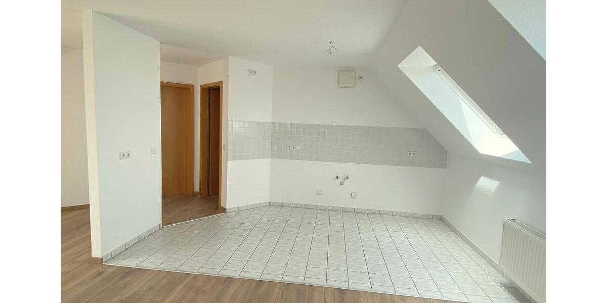 Dachgeschoßwohnung Leipzig Nord - 2 Zimmer, 65 m&sup2;, 620&euro; | Angebot:25720227
