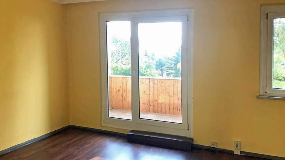 Wohnung zum Mieten in Halle (Saale) 253,35 € 57.19 m²