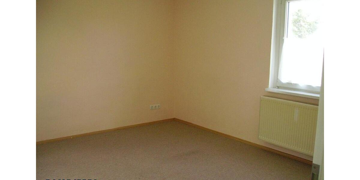 Etagenwohnung Hohenmölsen - 2 Zimmer, 54 m&sup2;, 350&euro; | Angebot:24181887