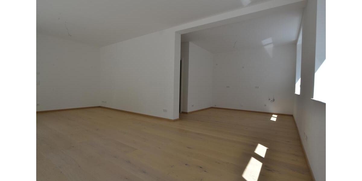 Reihenhaus Leipzig Ost - 4 Zimmer, 147 m&sup2;, 2.076&euro; | Angebot:24747257