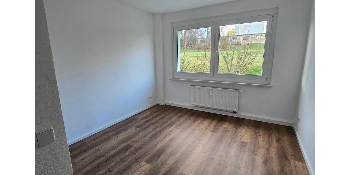 Etagenwohnung Grimma - 3 Zimmer, 60 m&sup2;, 306&euro; | Angebot:26273702