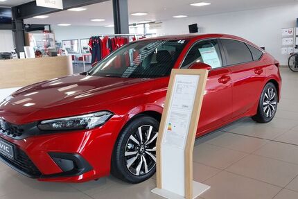 Honda Civic 3.850 km 35.490 € Leipzig 04103