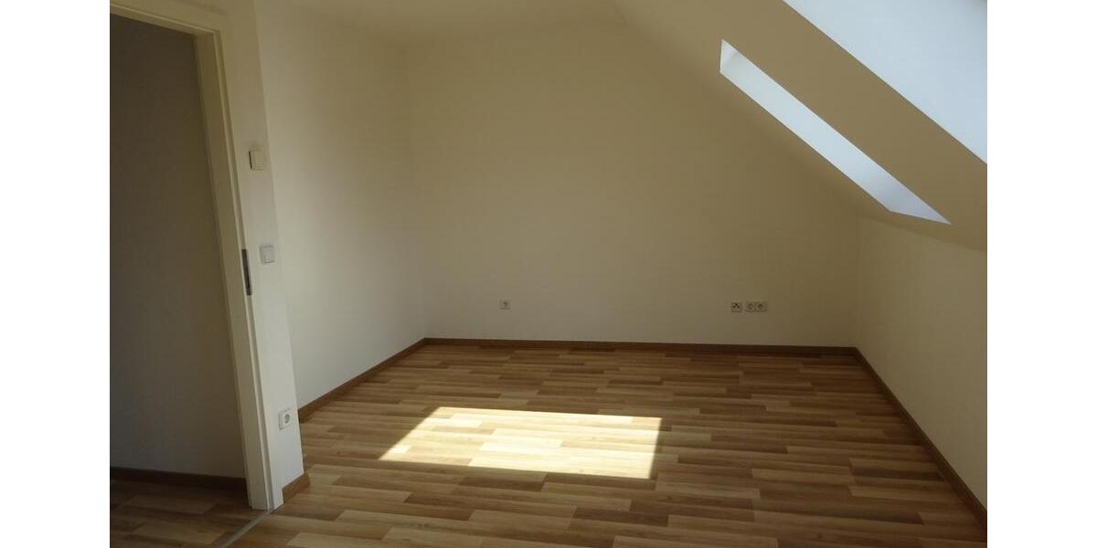 Reihenhaus Delitzsch - 5 Zimmer, 142 m&sup2;, 1.499&euro; | Angebot:26129553