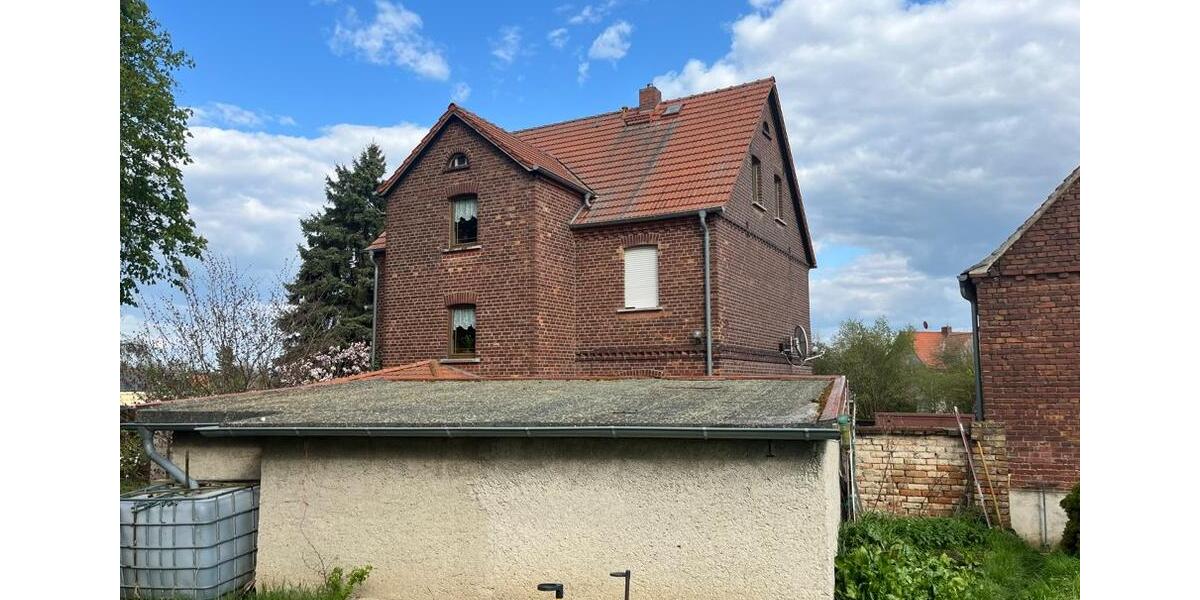 Einfamilienhaus Lützen - 8 Zimmer, 130 m&sup2;, 225.000&euro; | Angebot:26548110