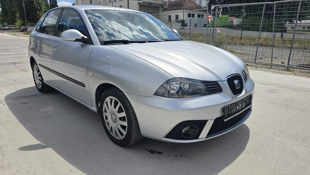 Seat Ibiza 220.000 km 1.990 &euro; Leipzig - Ost 04328