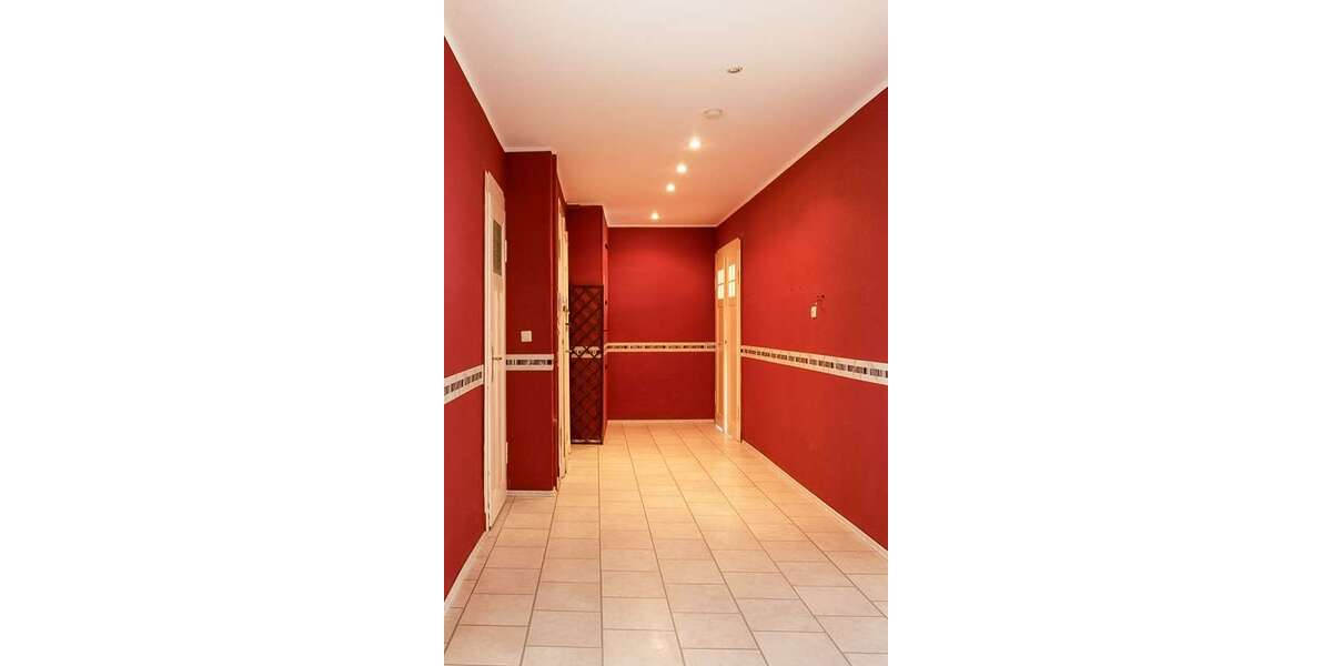 Faktor 18,9! - Saniertes Wohn- und Geschäftshaus mit Balkonen zimmer