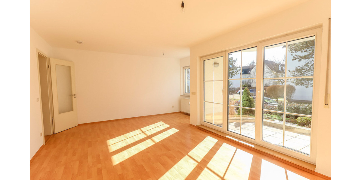 KURZFRISTIG ANSCHAUEN + MARKKLEEBERG + 2 RAUM WOHNUNG + TERRASSE - Erdgeschoßwohnung Markkleeberg Großstädteln | Angebot:26441971