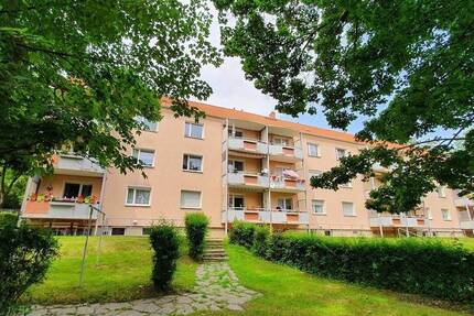 FRISCH RENOVIERT ab MÄRZ 2026 einzugsbereit 3 zimmer