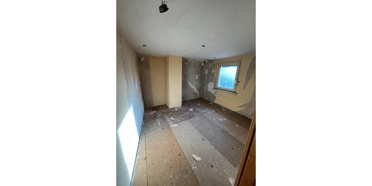 Einfamilienhaus Markranstädt - 4 Zimmer, 80 m&sup2;, 85.000&euro; | Angebot:27119562