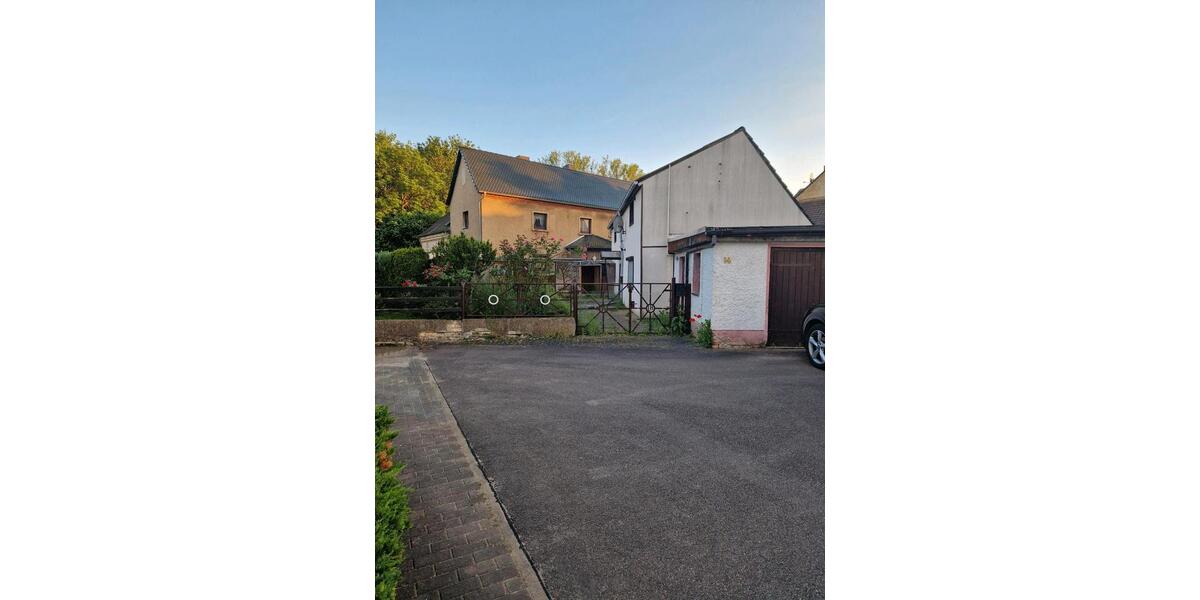 Einfamilienhaus Schkopau - 4 Zimmer, 94 m&sup2;, 75.000&euro; | Angebot:24852052