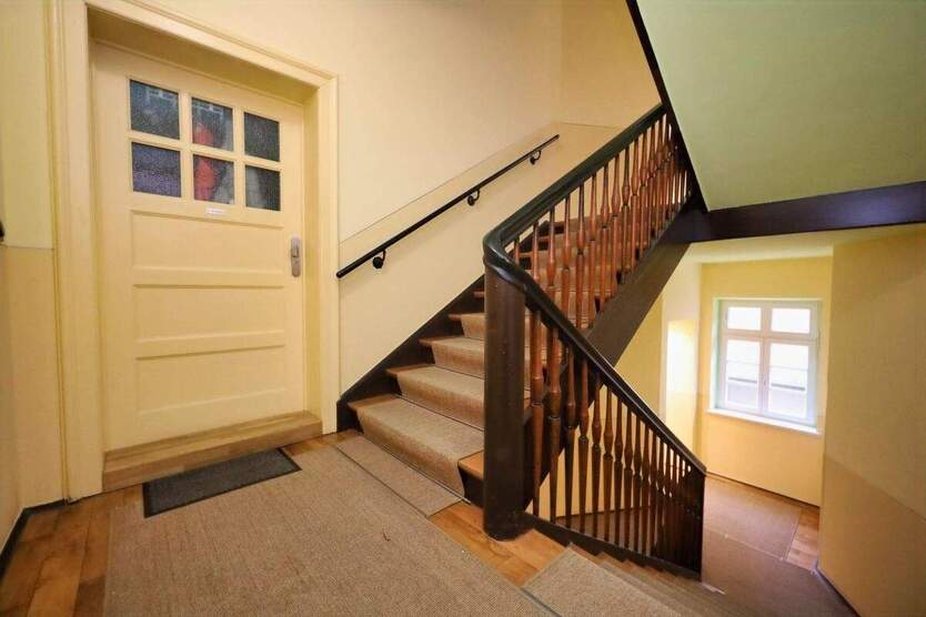 3-Zi-WE mit Loggia, Aufzug & Stellplatz 3 zimmer