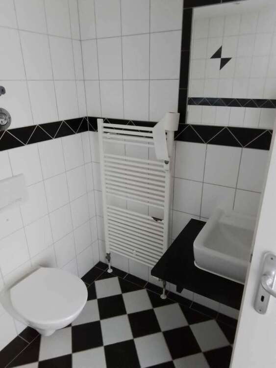 vermietete Eigentumswohnung mit Dachterrasse in Leipzig- Gohlis 3 zimmer