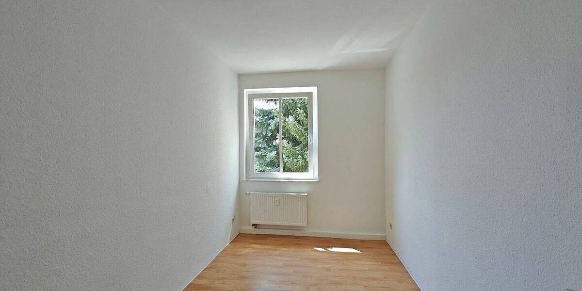 Etagenwohnung Kitzscher - 4 Zimmer, 74 m&sup2;, 460&euro; | Angebot:26291209