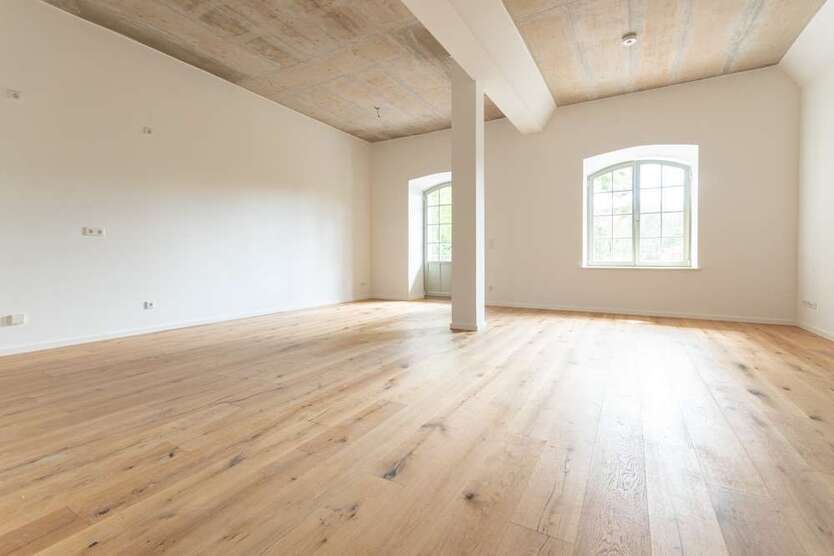 Wohnung zum Mieten in Schkeuditz 1.534,79 € 133.46 m²