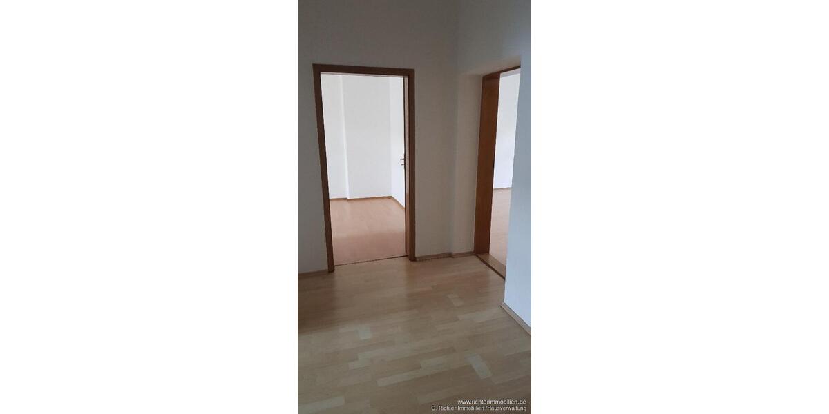 Etagenwohnung Leipzig Ost - 2 Zimmer, 66 m&sup2;, 345&euro; | Angebot:25044580