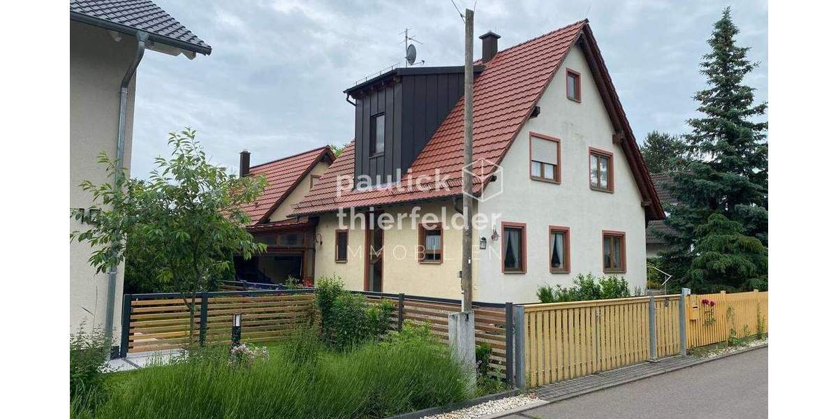 Großzügiges Einfamilienhaus mit Einliegerwohnung 6 zimmer