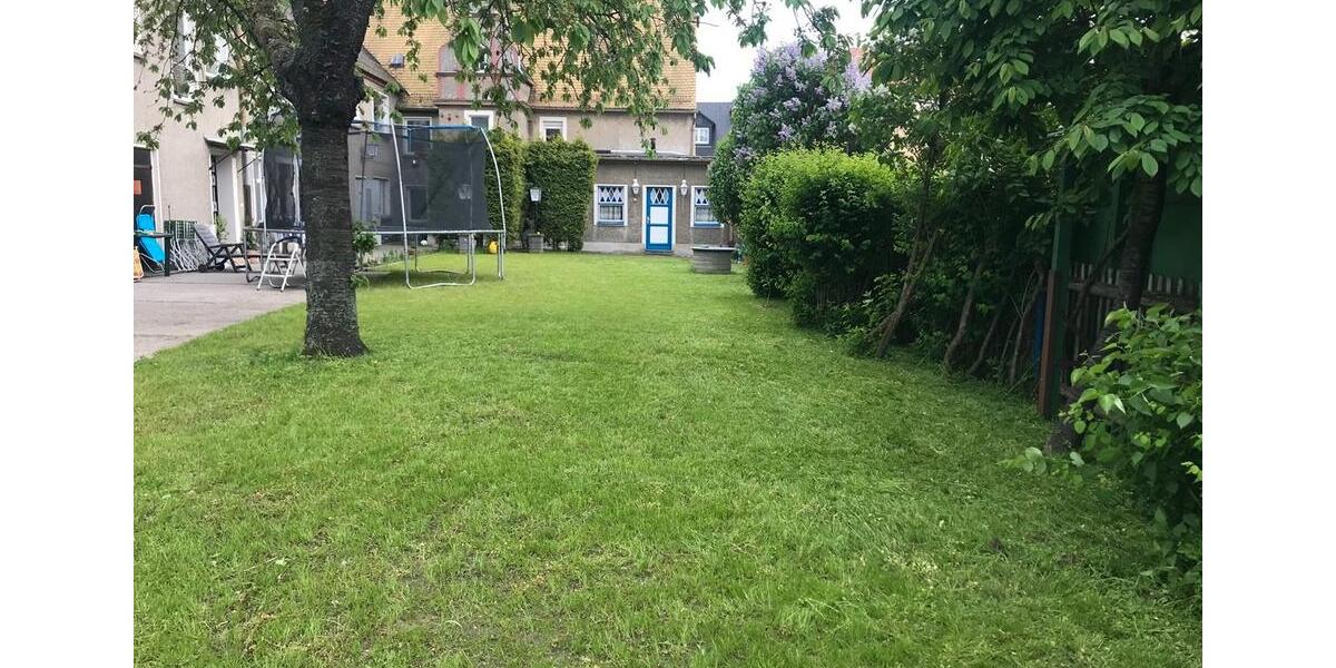 Einfamilienhaus Bad Lausick - 16 Zimmer, 750 m&sup2;, 200.000&euro; | Angebot:26477302