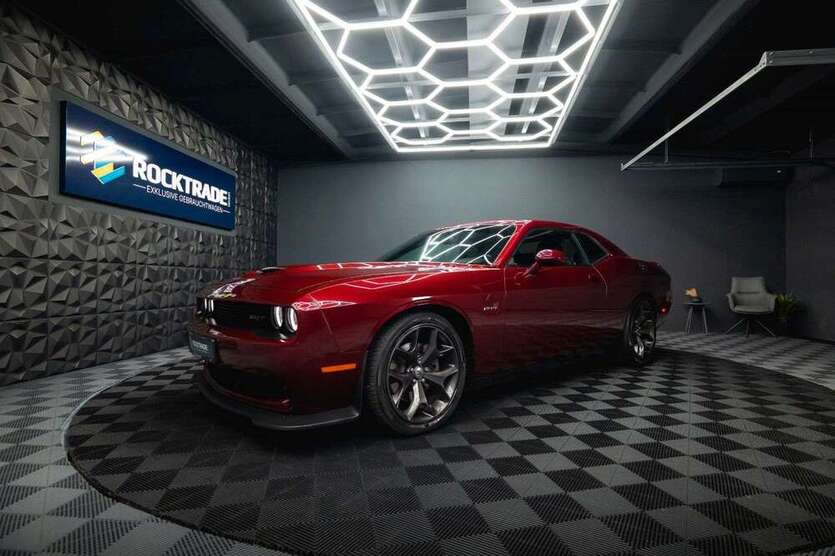Dodge Challenger 99.660 km 28.990 € Leipzig 04178