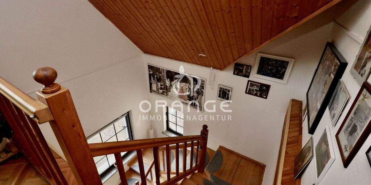 Mehrfamilienhaus, Wohnhaus Leipzig- Burghausen / Rückmarsdorf Burghausen-Rückmarsdorf - 9 Zimmer, 240 m&sup2;, 675.000&euro; | Angebot:25815670