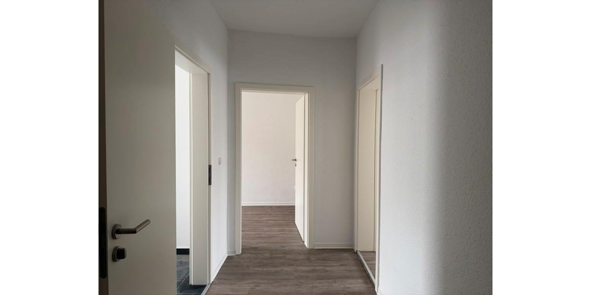 Etagenwohnung Leipzig Nordost - 2 Zimmer, 65 m&sup2;, 581&euro; | Angebot:25166056