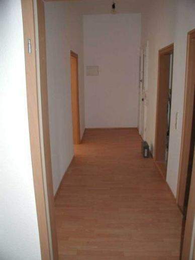 WG geeignete 3-Zimmer-Whg.mit Balkon in Schleußig