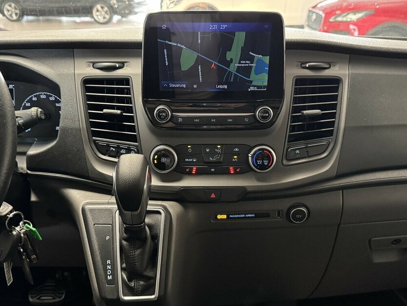 Ford Transit Custom Autom. /StandHz/Markise/Navi/Ahk 54.651 km 31.990 € Leipzig 04347