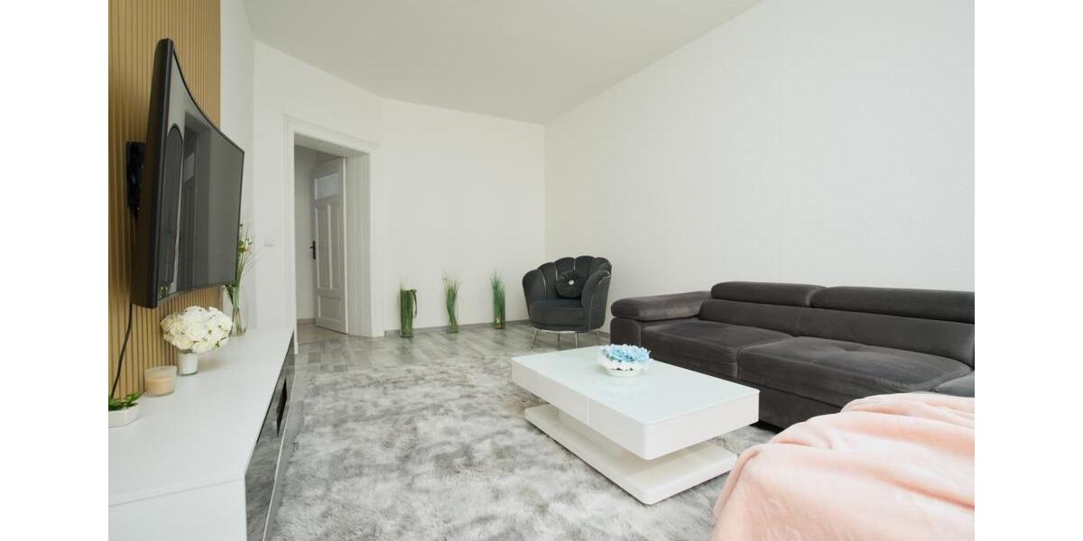 Mehrfamilienhaus, Wohnhaus Leipzig Ost - 2 Zimmer, 67 m&sup2;, 95&euro; | Angebot:24803175