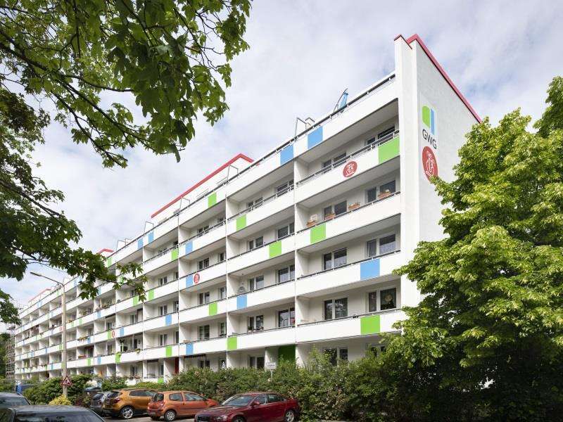 Wohnung zum Mieten in Halle (Saale) 395 € 59.09 m²