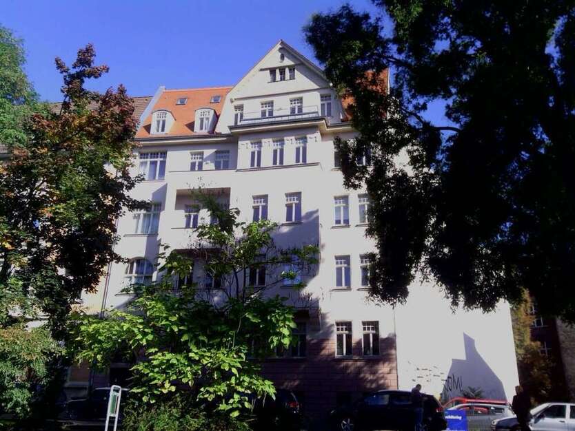 Wohnung zum Mieten in Halle 320 € 34 m²
