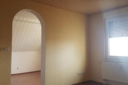 DG-Wohnung mit Einbauküche 2 zimmer