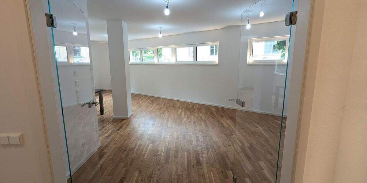Etagenwohnung Leipzig Neustadt-Neuschönefeld - 2 Zimmer, 78 m&sup2;, 1.175&euro; | Angebot:25736603