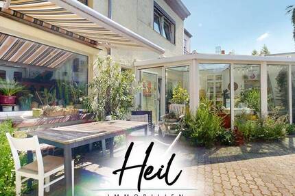 Großes Grundstück & Mitten in Markranstädt: Zweifamilienhaus mit Wintergarten I Nebengelass I Garage 7 zimmer