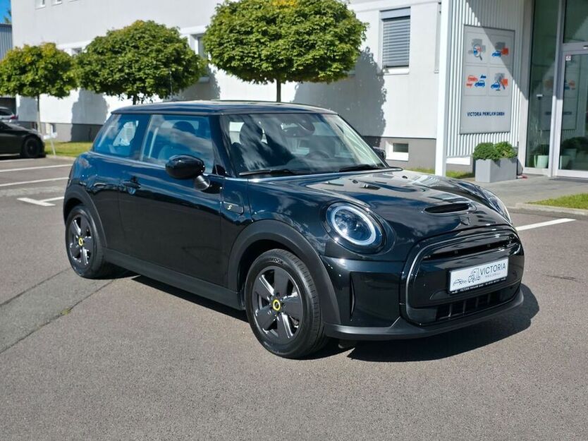 Cooper SE