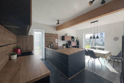 Haus Schkopau - 4 Zimmer, 120 m&sup2;, 450.000&euro; | Angebot:25531375