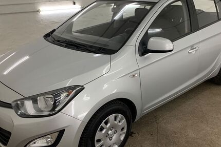 Hyundai i20 23.393 km 6.960 &euro; Wiedemar OT Kyhna 04509