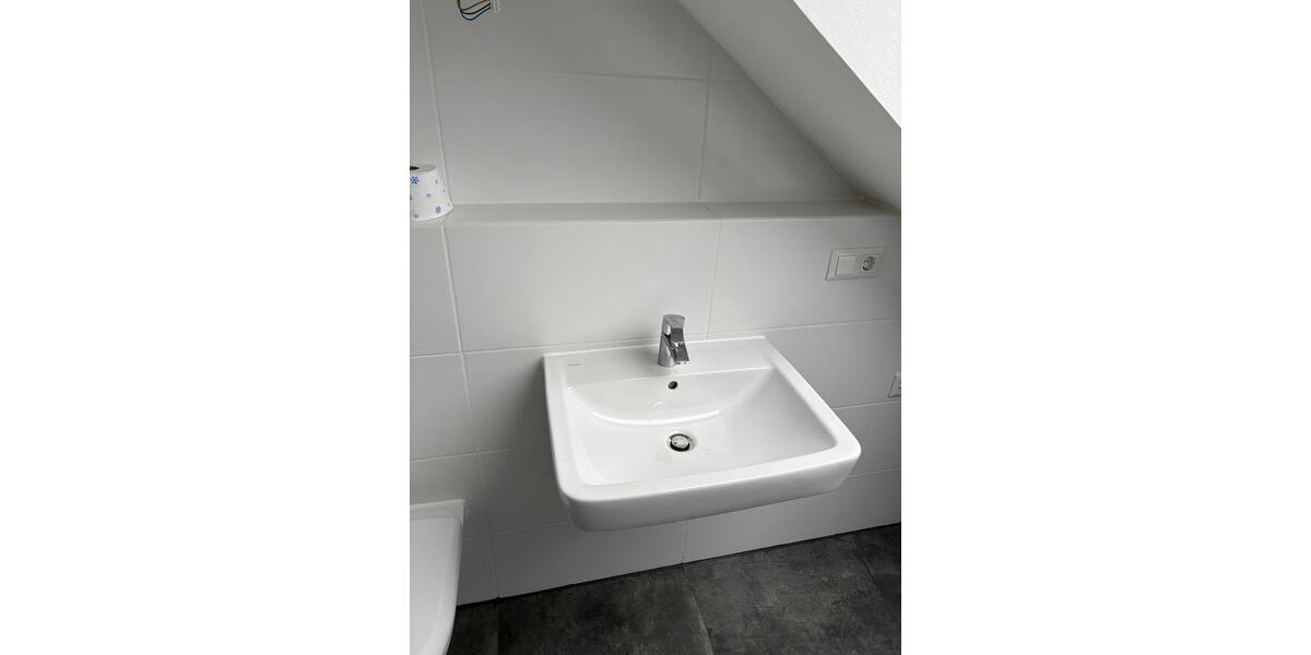 Dachgeschoßwohnung Leipzig Nordost - 2 Zimmer, 79 m&sup2;, 599&euro; | Angebot:25697163