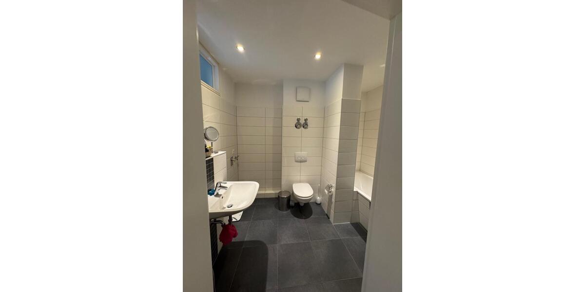 Dachgeschoßwohnung Leipzig Nordost - 2 Zimmer, 54 m&sup2;, 450&euro; | Angebot:25172010